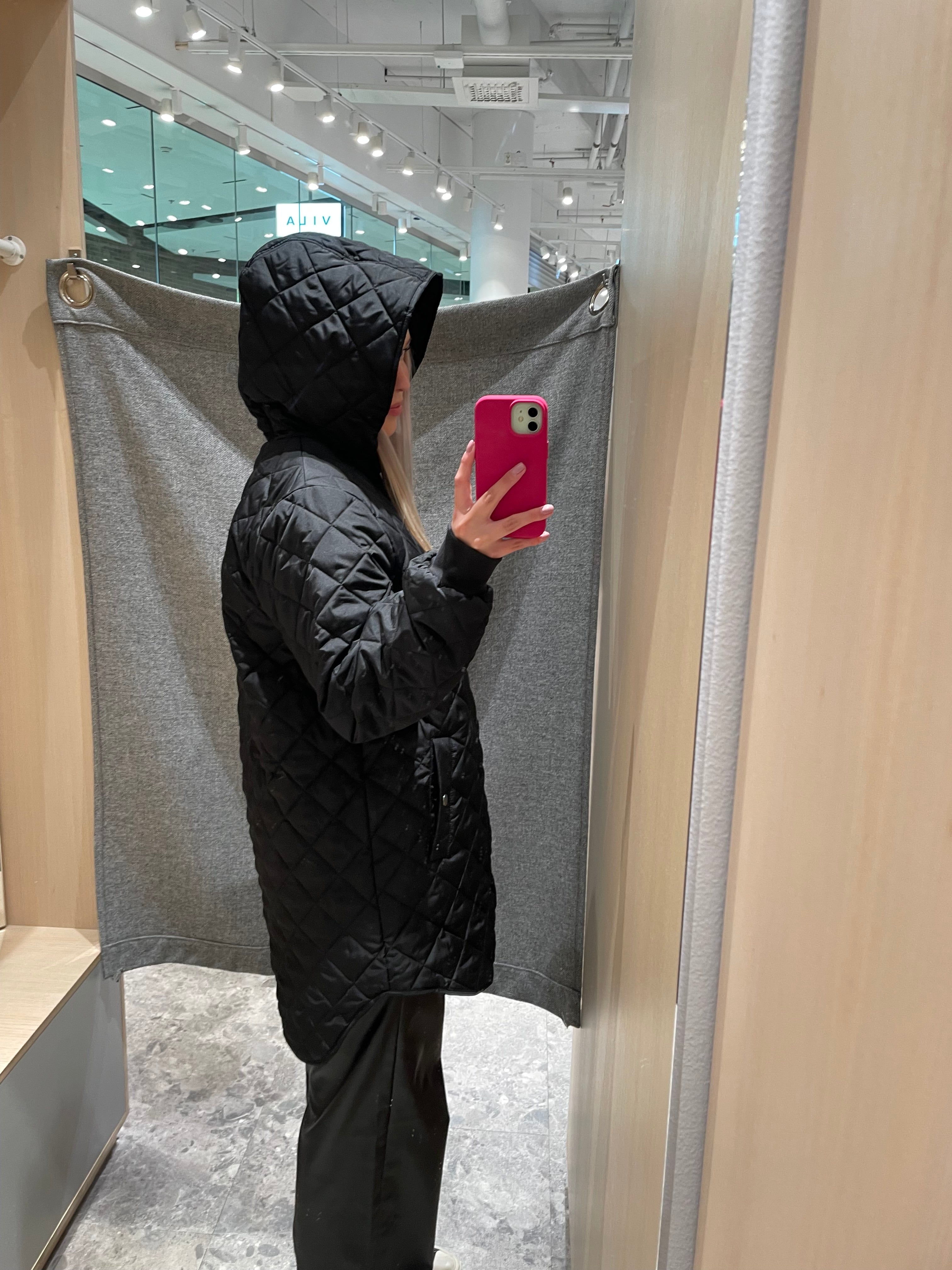 VITATE Coat - Black Beauty